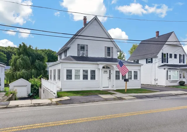 Photo 1 of Single family home for sale at 31 Johnson St, Leominster, MA 01453 | MLS# 73582075 | Listing updated on 2026-10-16