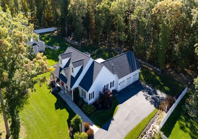 Photo 3 of Single family home for sale at 87 North St, Grafton, MA 01519 | MLS# 73589210 | Listing updated on 2026-10-14