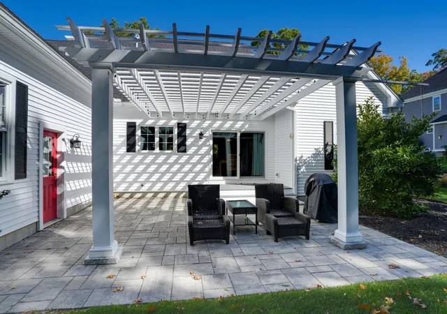 Photo 4 of Single family home for sale at 87 North St, Grafton, MA 01519 | MLS# 73589210 | Listing updated on 2026-10-14