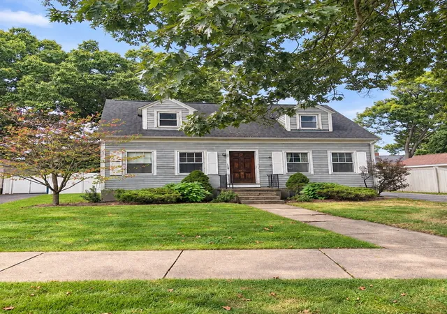 Photo 1 of Single family home for sale at 142 Morton St, West Springfield, MA 01089 | MLS# 73582572 | Listing updated on 2026-10-14