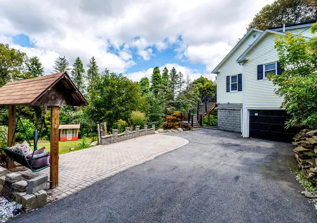 Photo 3 of Single family home for sale at 36 Leominster St, Westminster, MA 01473 | MLS# 73570444 | Listing updated on 2026-09-05