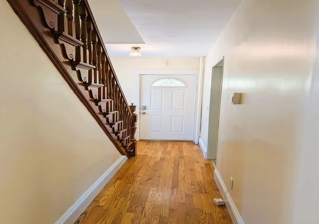 Photo 3 of Single family home for sale at 27 South St, South Hadley, MA 01075 | MLS# 73574189 | Listing updated on 2026-10-04