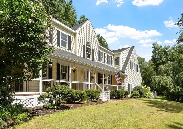 Photo 3 of Single family home for sale at 116 Island Rd, Lunenburg, MA 01462 | MLS# 73572764 | Listing updated on 2026-09-12