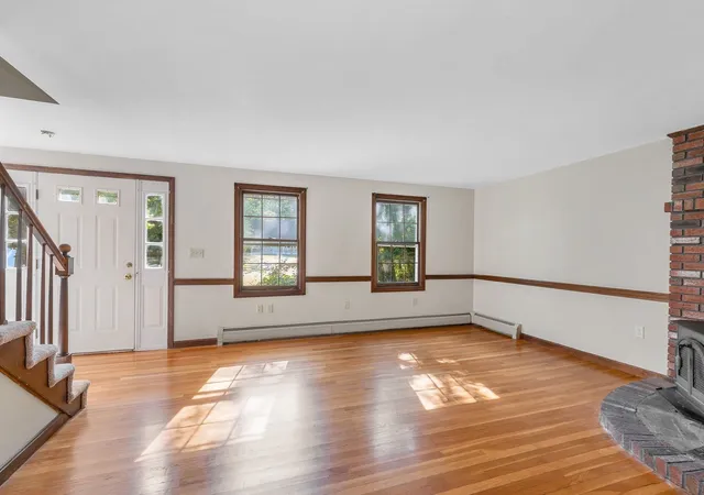 Photo 2 of Single family home for sale at 19 Appaloosa Dr, Methuen, MA 01844 | MLS# 73561488 | Listing updated on 2026-09-14