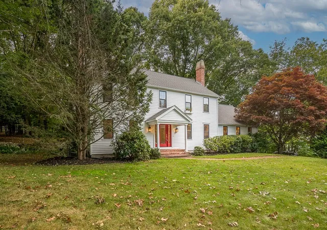 Photo 2 of Single family home for sale at 6 Olde Meetinghouse Rd, Westborough, MA 01581 | MLS# 73579044 | Listing updated on 2026-09-21