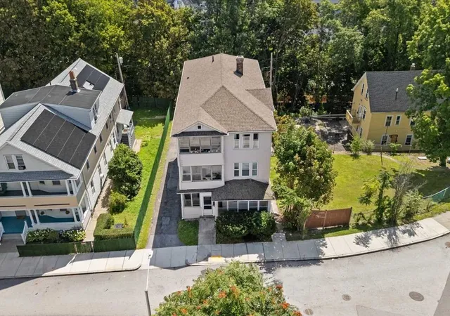Photo 3 of Sale Pending at 121 Illinois St, Worcester, MA 01603 | MLS# 73571134 | Listing updated on 2026-09-23