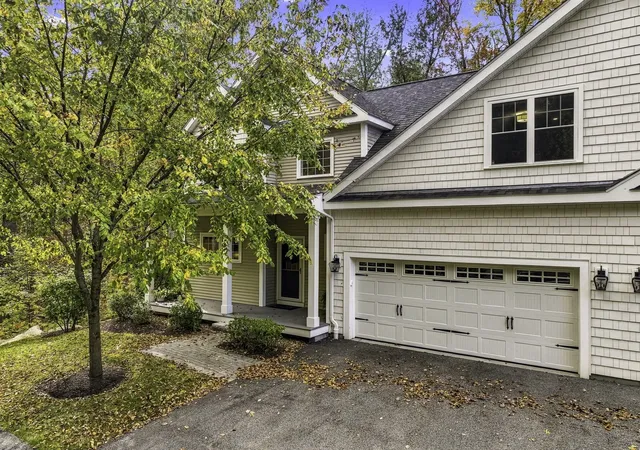 Photo 2 of Condo for sale at 27 Stonebrook Ct #27, Southborough, MA 01772 | MLS# 73588805 | Listing updated on 2026-10-23