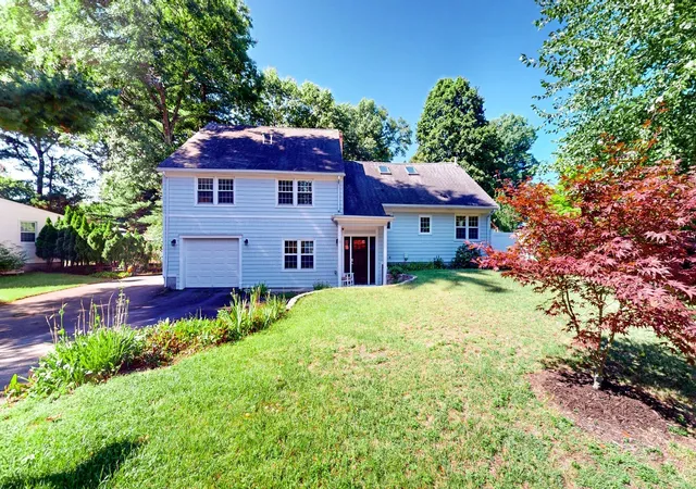 Single family home for sale at 9 Fells Cir, Wellesley, MA 02482 | MLS# 73573624