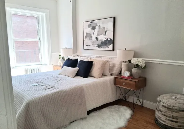 Photo 4 of Condo for sale at 869 Beacon #5, Boston, MA 02215 | MLS# 73575349 | Listing updated on 2026-09-30