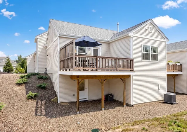 Listing Photo 1 - Condo for sale in building located at 10 Outlook E, Plymouth, MA 02360 - Unit #10