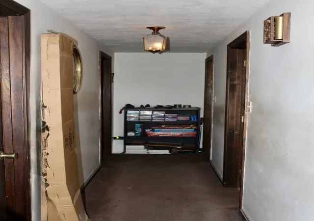 Photo 4 of Single family home for sale at 6 Howard George Ct, Salisbury, MA 01952 | MLS# 73573456 | Listing updated on 2026-09-12