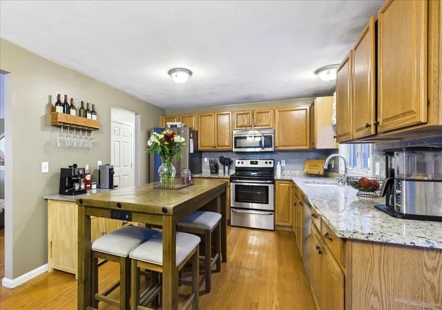 Photo 4 of Single family home for sale at 15 Old Ctr St, Middleboro, MA 02346 | MLS# 73573809 | Listing updated on 2026-09-13
