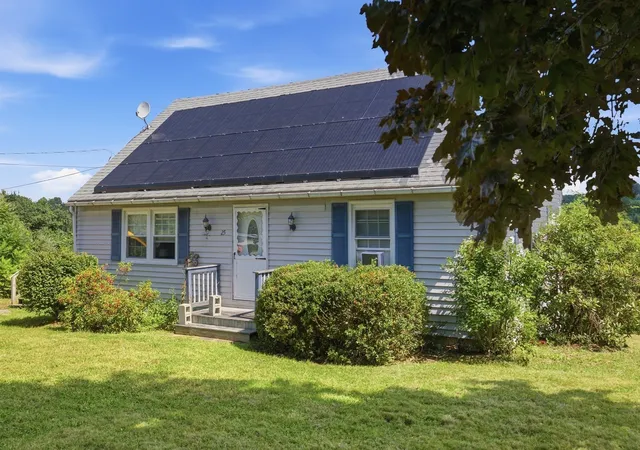 Single family home for sale at 25 Bixby Rd, Spencer, MA 01562 | MLS# 73576963