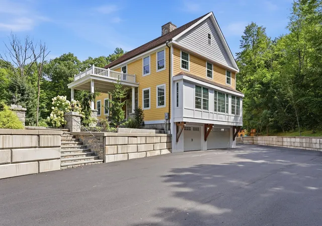 Photo 3 of Single family home for sale at 6 James Patten Dr, Sterling, MA 01564 | MLS# 73575092 | Listing updated on 2026-09-21