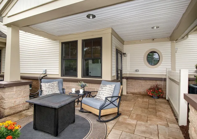 Photo 2 of Condo for sale at 599 Washington St #9, Pembroke, MA 02359 | MLS# 73572940 | Listing updated on 2026-09-12
