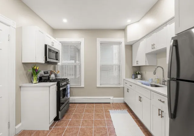 Photo 4 of Condo for sale at 3 Spring Garden St #apt 1, Dorchester, MA 02125 | MLS# 73573023 | Listing updated on 2026-09-28