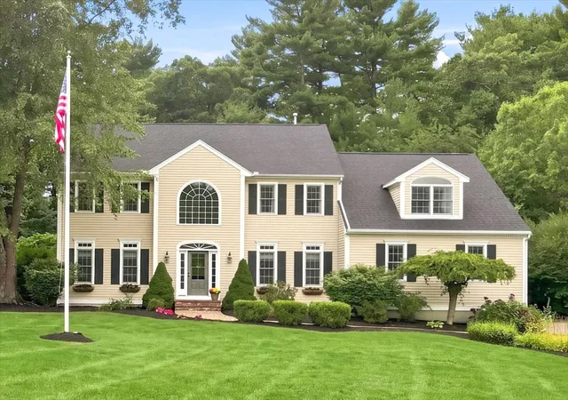 Photo 1 of Sale Pending at 11 Evergreen Rd, Norfolk, MA 02056 | MLS# 73567561 | Listing updated on 2026-09-14