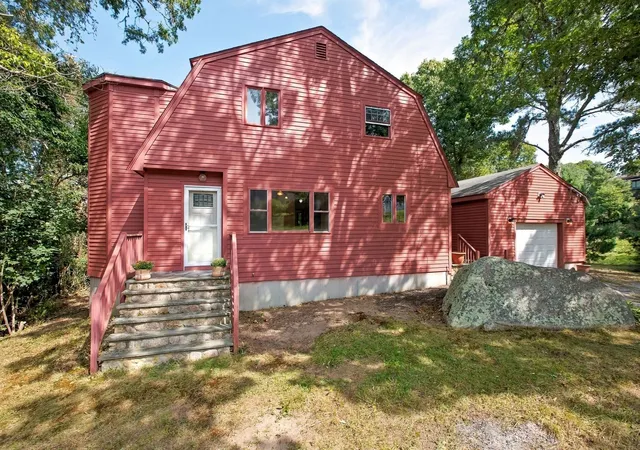 Photo 3 of Single family home for sale at 56 Westmoreland Dr, Falmouth, MA 02540 | MLS# 73585096 | Listing updated on 2026-10-05