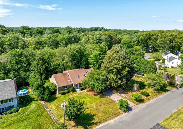 Photo 1 of Single family home for sale at 7 Oxyoke Dr, Methuen, MA 01844 | MLS# 73573256 | Listing updated on 2026-09-12