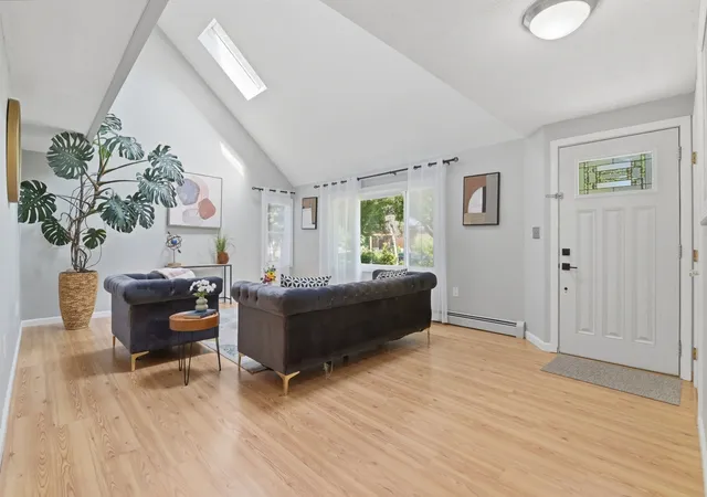 Photo 3 of Single family home for sale at 7 Oxyoke Dr, Methuen, MA 01844 | MLS# 73573256 | Listing updated on 2026-09-12