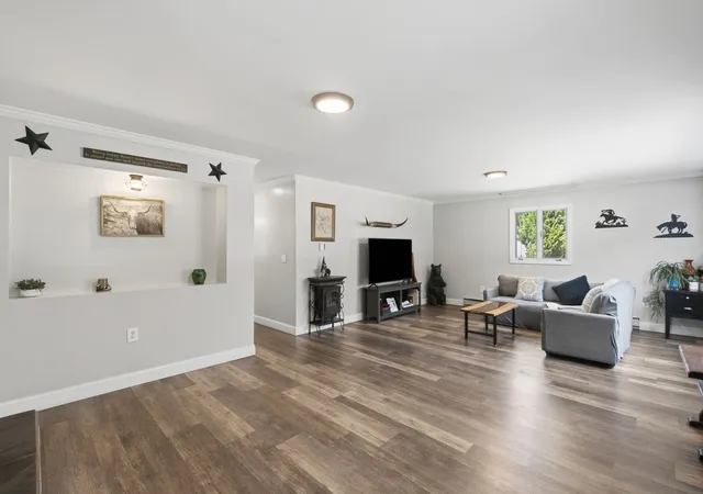 Photo 4 of Single family home for sale at 125 Baldwinville State Rd, Winchendon, MA 01475 | MLS# 73574438 | Listing updated on 2026-09-15