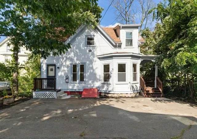 Photo 1 of Single family home for sale at 69 Franklin St, Lynn, MA 01902 | MLS# 73575985 | Listing updated on 2026-09-15