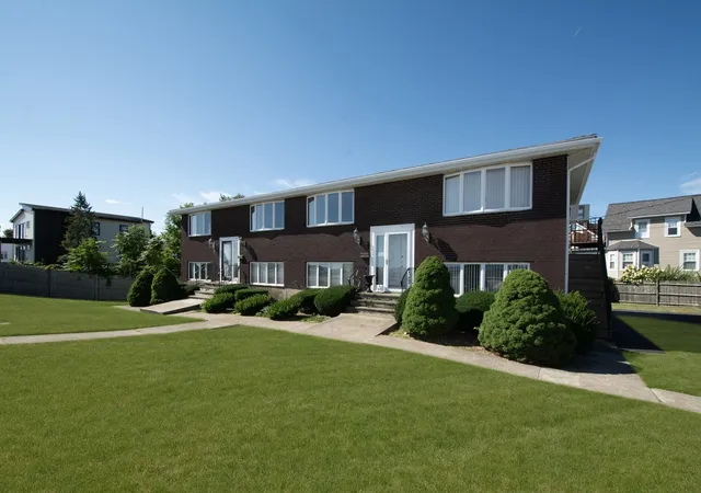 Photo 2 of Sale Pending at 531 Quincy Shore Dr, Quincy, MA 02171 | MLS# 73572871 | Listing updated on 2026-09-16
