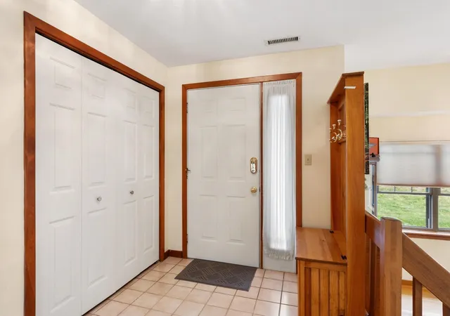 Photo 4 of Sale Pending at 1 Victoria Dr #1, Auburn, MA 01501 | MLS# 73570552 | Listing updated on 2026-10-11