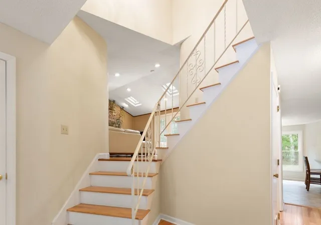 Photo 4 of Single family home for sale at 14 Fox Holw Ln, Sharon, MA 02067 | MLS# 73574974 | Listing updated on 2026-09-14