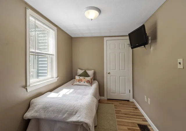 Photo 4 of Sale Pending at 142 Bridle Rd, Billerica, MA 01821 | MLS# 73574616 | Listing updated on 2026-09-23