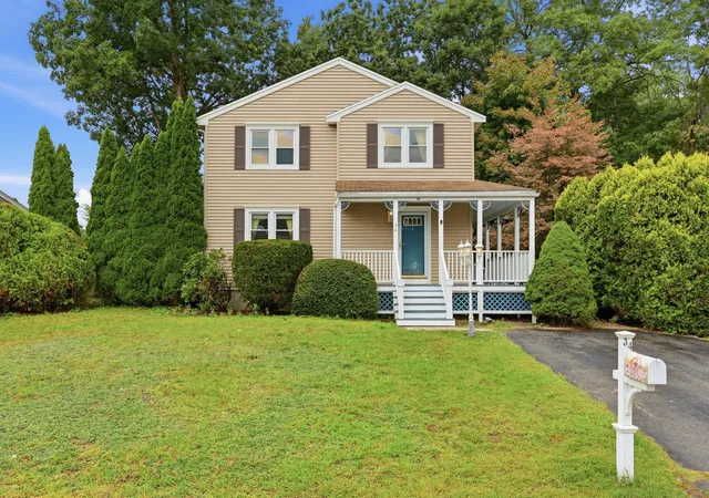 Photo 1 of Single family home for sale at 34 Oak Knoll Rd, Lowell, MA 01852 | MLS# 73574651 | Listing updated on 2026-09-16