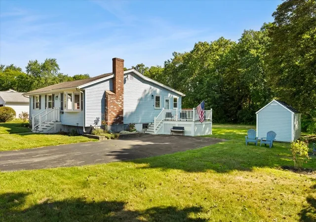 Photo 3 of Single family home for sale at 109 Lincoln Rd, Rockland, MA 02370 | MLS# 73574474 | Listing updated on 2026-09-23