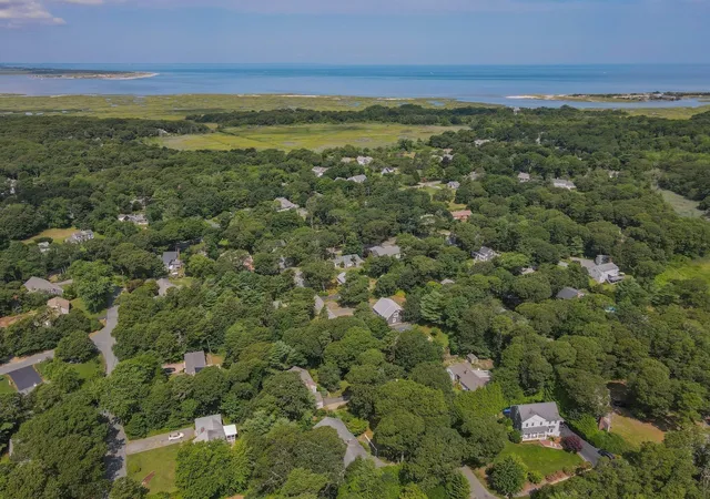 Photo 3 of Single family home for sale at 33 Ellis Cir, Yarmouth Port, MA 02675 | MLS# 73574951 | Listing updated on 2026-10-24