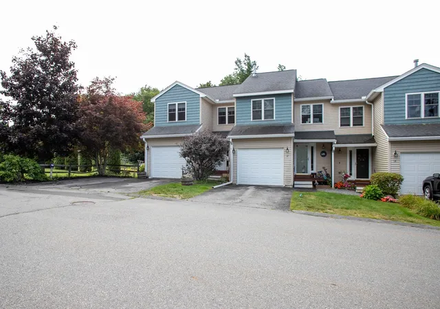Photo 2 of Condo for sale at 10 Day Ml Dr #10, Templeton, MA 01468 | MLS# 73575278 | Listing updated on 2026-09-14