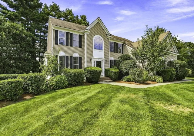 Photo 1 of Single family home for sale at 3 Washington Ln, Hopkinton, MA 01748 | MLS# 73574859 | Listing updated on 2026-09-14