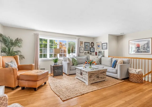 Photo 3 of Single family home for sale at 32 Briarwood Rd, Framingham, MA 01701 | MLS# 73574225 | Listing updated on 2026-09-13