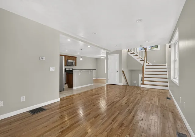 Photo 3 of Single family home for sale at 103 Commonwealth Ave, Worcester, MA 01604 | MLS# 73586996 | Listing updated on 2026-10-10
