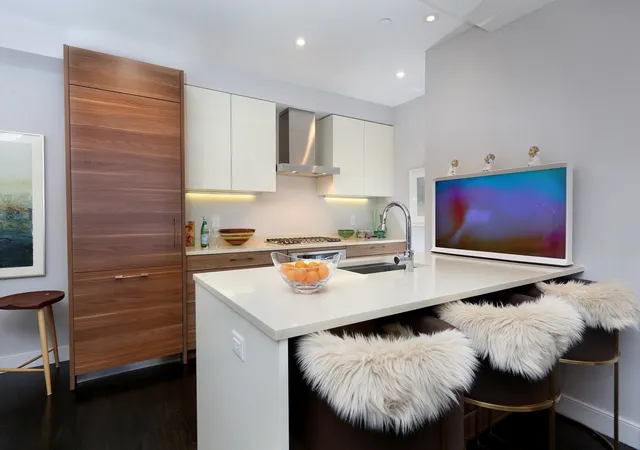 Listing Photo 4 - Condo for sale in building located at 12 Piedmont St, Boston, MA 02116 - Unit #2