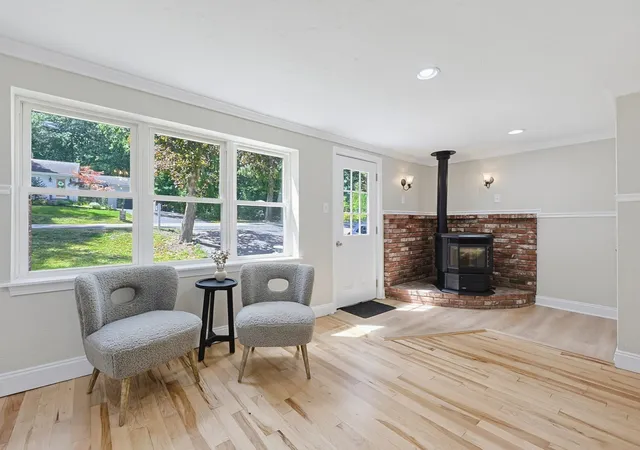 Photo 3 of Sale Pending at 395 Oak St, Franklin, MA 02038 | MLS# 73575667 | Listing updated on 2026-09-24