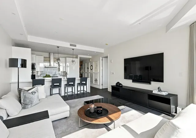 Photo 4 of Condo for sale at 50 Liberty Dr #7E, Boston, MA 02210 | MLS# 73574778 | Listing updated on 2026-09-13