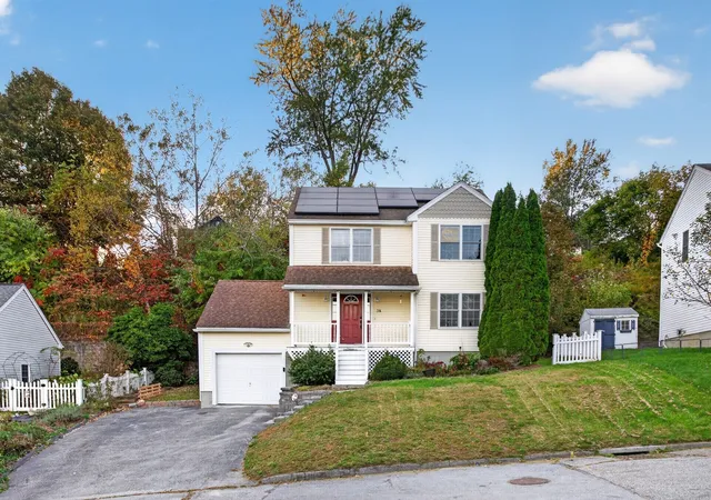 Photo 1 of Single family home for sale at 3 A Gates Cir, Worcester, MA 01603 | MLS# 73588371 | Listing updated on 2026-10-25