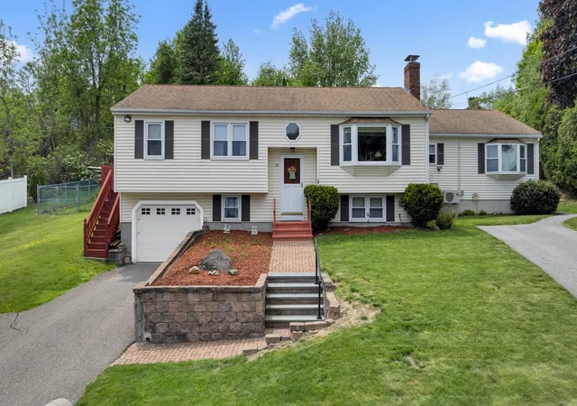 Photo 1 of Multi family home for sale at 101 Long Hl Dr, Leominster, MA 01453 | MLS# 73576204 | Listing updated on 2026-09-12