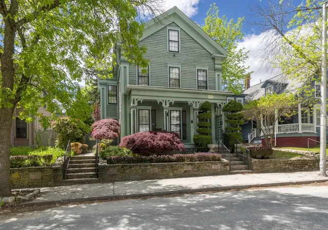 Listing Photo 1 - Condo for sale in building located at 12 Crown St, Worcester, MA 01570