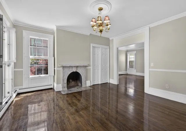 Listing Photo 3 - Condo for sale in building located at 12 Crown St, Worcester, MA 01570