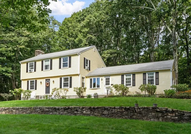 Photo 1 of Single family home for sale at 2 Nipmuc Rd, Paxton, MA 01612 | MLS# 73572701 | Listing updated on 2026-09-14