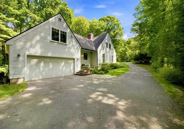 Photo 2 of Sale Pending at 67 Woodlot Rd, Amherst, MA 01002 | MLS# 73574599 | Listing updated on 2026-10-07