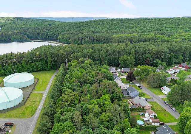 Photo 4 of Single family home for sale at 62 Clayton Rd, Holyoke, MA 01040 | MLS# 73589498 | Listing updated on 2026-10-16