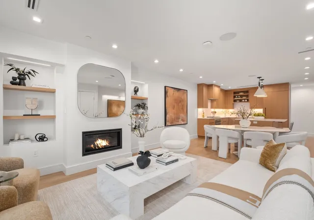 Photo 2 of Condo for sale at 189 W Brookline St #1, Boston, MA 02118 | MLS# 73574705 | Listing updated on 2026-09-13