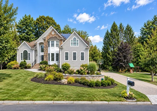 Photo 1 of Sale Pending at 2 Spruce Run, Beverly, MA 01915 | MLS# 73572327 | Listing updated on 2026-10-01
