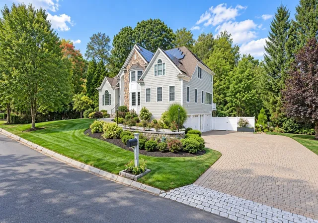 Photo 2 of Sale Pending at 2 Spruce Run, Beverly, MA 01915 | MLS# 73572327 | Listing updated on 2026-10-01